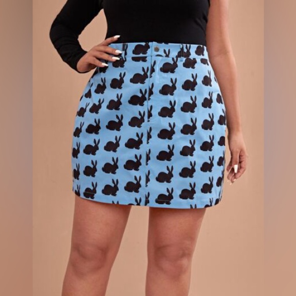NWOT SHEIN Curve Blue Bunny Print Mini Skirt Size 2XL